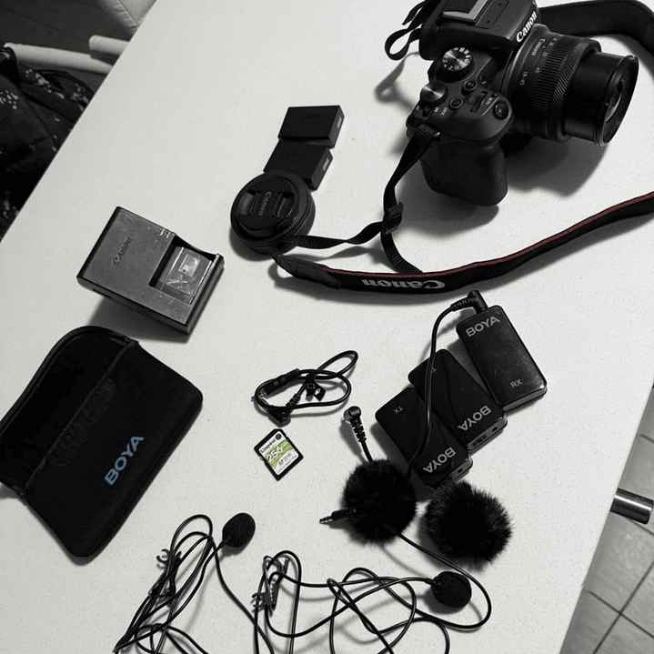 Camara Canon EOS r10 + Accesorios SUPER OFERTA 5