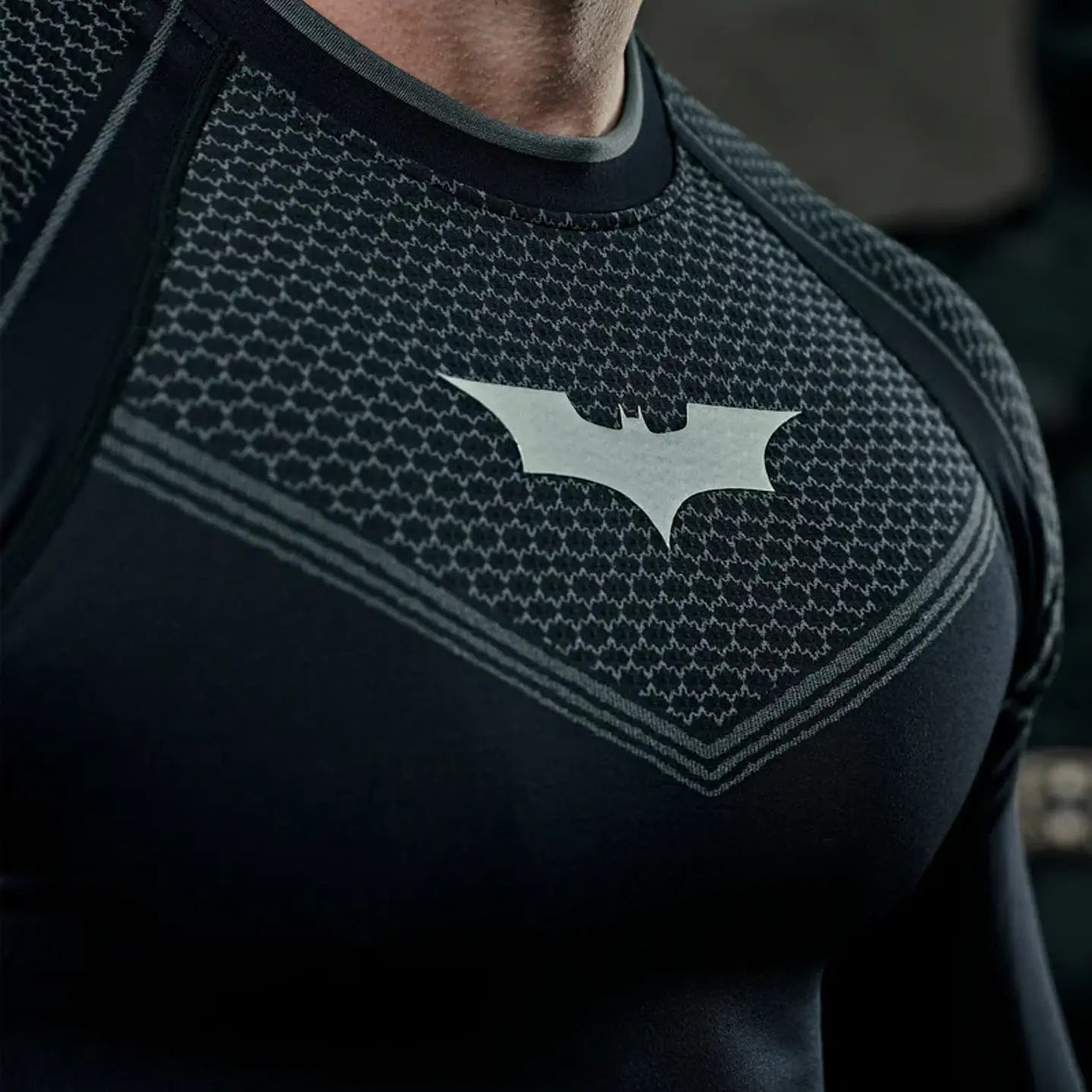 8004 - Compresion Batman Manga Larga - Negra 2