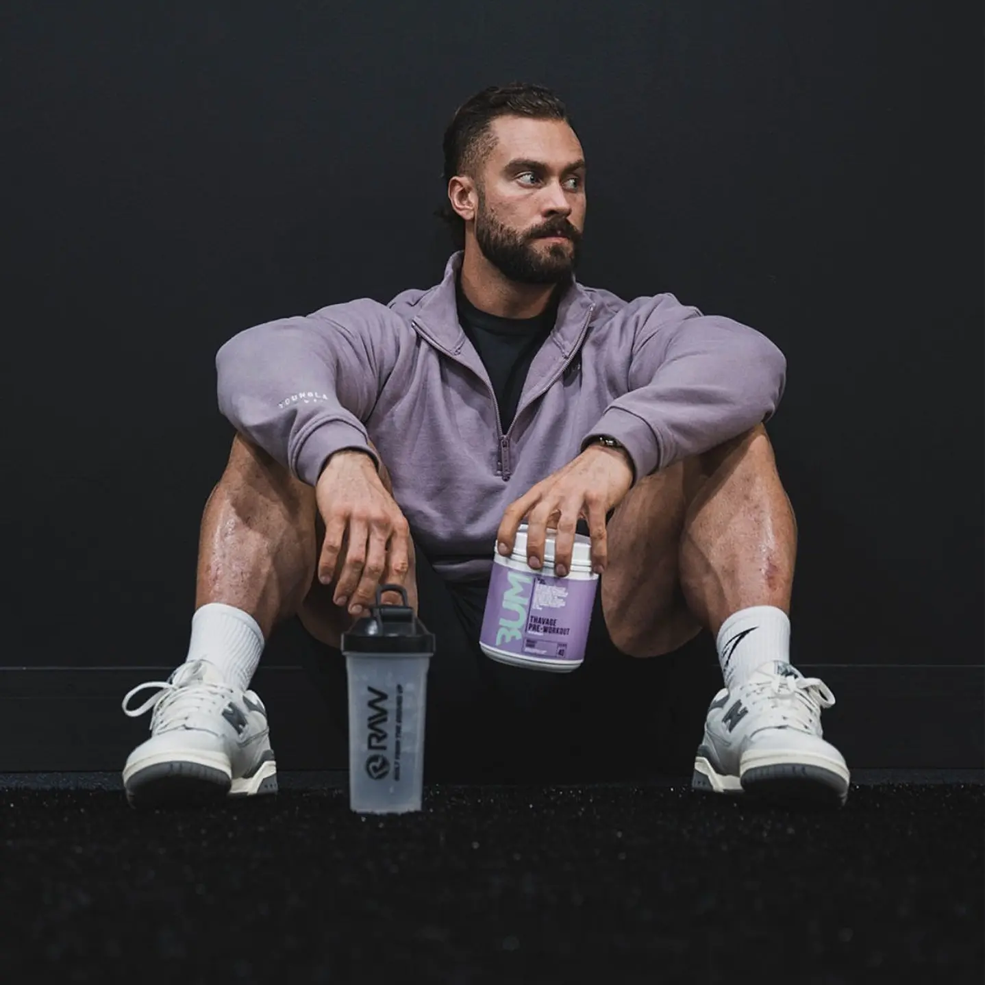 Cbum Esencial Performance Pre Workout 25 servicios 3
