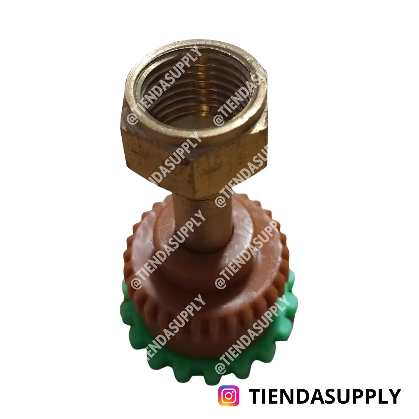 BOQUILLA RECTA 4 HUECOS CON TAPA PLASTICA  1