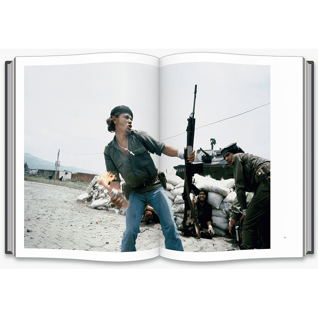 LIBRO: SUSAN MEISELAS ON THE FRONTLINE (Inglés)