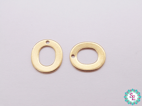 ACERO DORADO ABECEDARIO DIJE LETRA O  11MM 