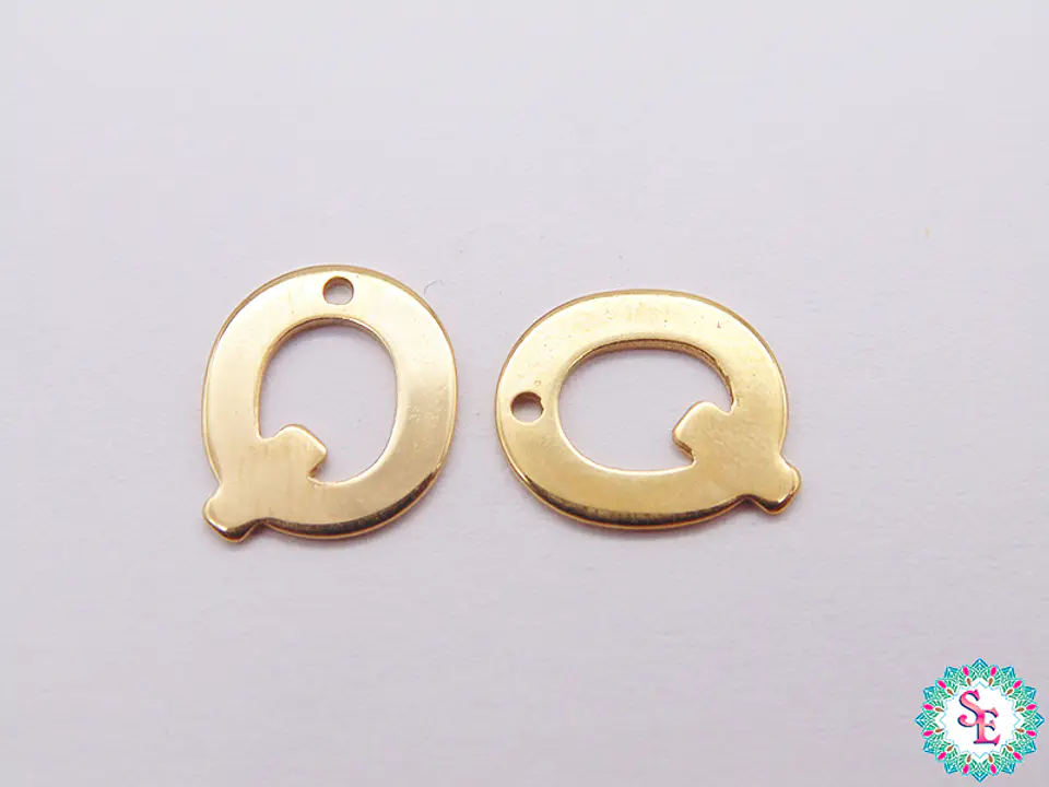 ACERO DORADO ABECEDARIO DIJE LETRA Q  11MM  1