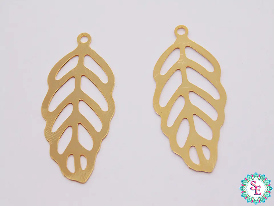 ORO GOLIFI METALICO DIJE HOJA ACANALADA 29*13MM 1