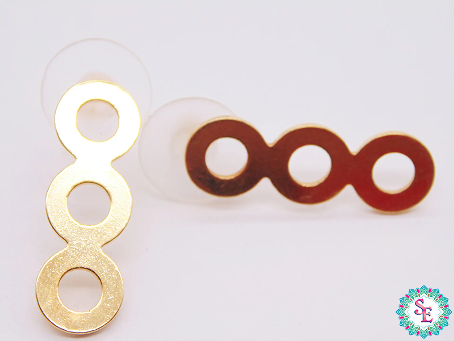 ORO GOLFI HERAJE ARETE 3 CIRCULOS 22*8MM 1