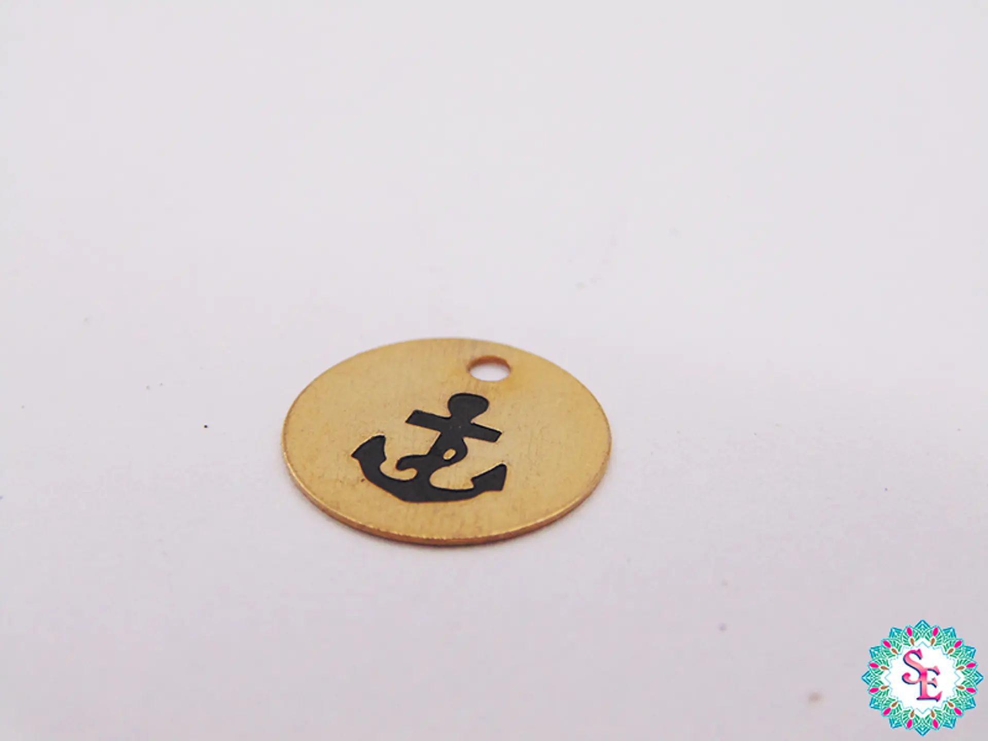 GOLD GOLFI PENDANT SHEET 10MM PATINATED ANCHOR X UND 1