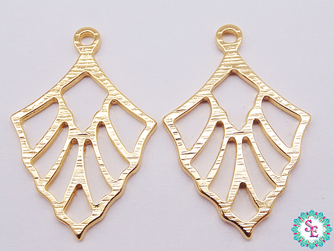 SAMAK DORADA FILIGRANA ABANICO 45*30MM 