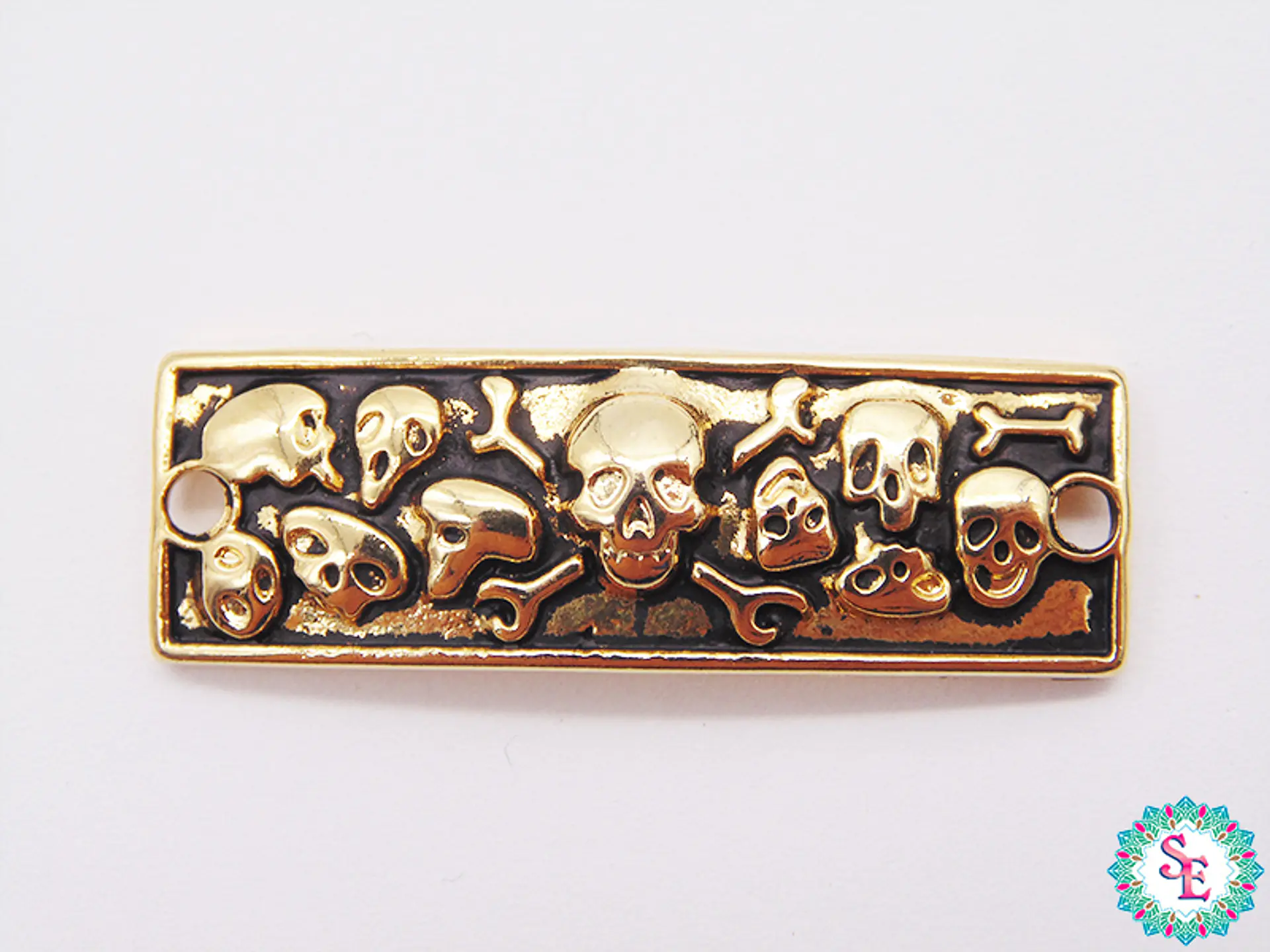 SAMAK DORADA CENTRO PULSERA CALAVERAS  38*12MM  1