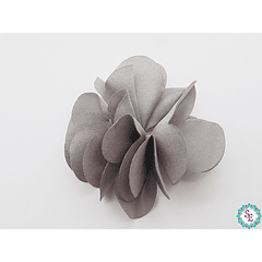 FLOR TELA 5 PETALOS  GRANDE GRIS PARA PEGAR  50MM X 50 UND 