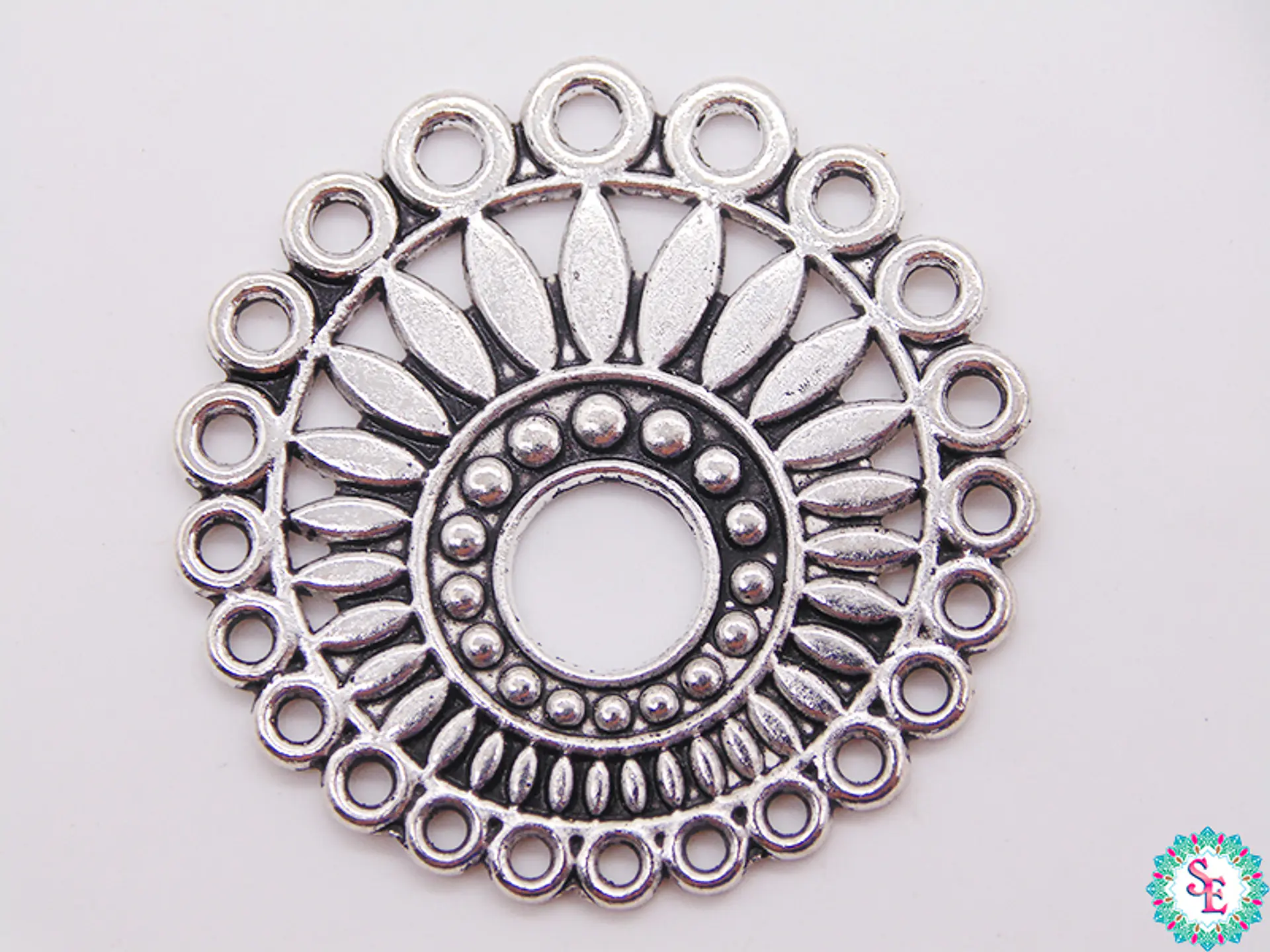 SAMAK NIQUEL HERRAJE SOL PUNTOS 39MM PAQUETE POR 3 UNIDADES APROX 1