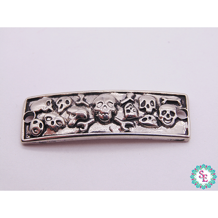 SAMAK NICKEL PLATED CENTER SKULLS BRACELET 38*12MM X UND 1