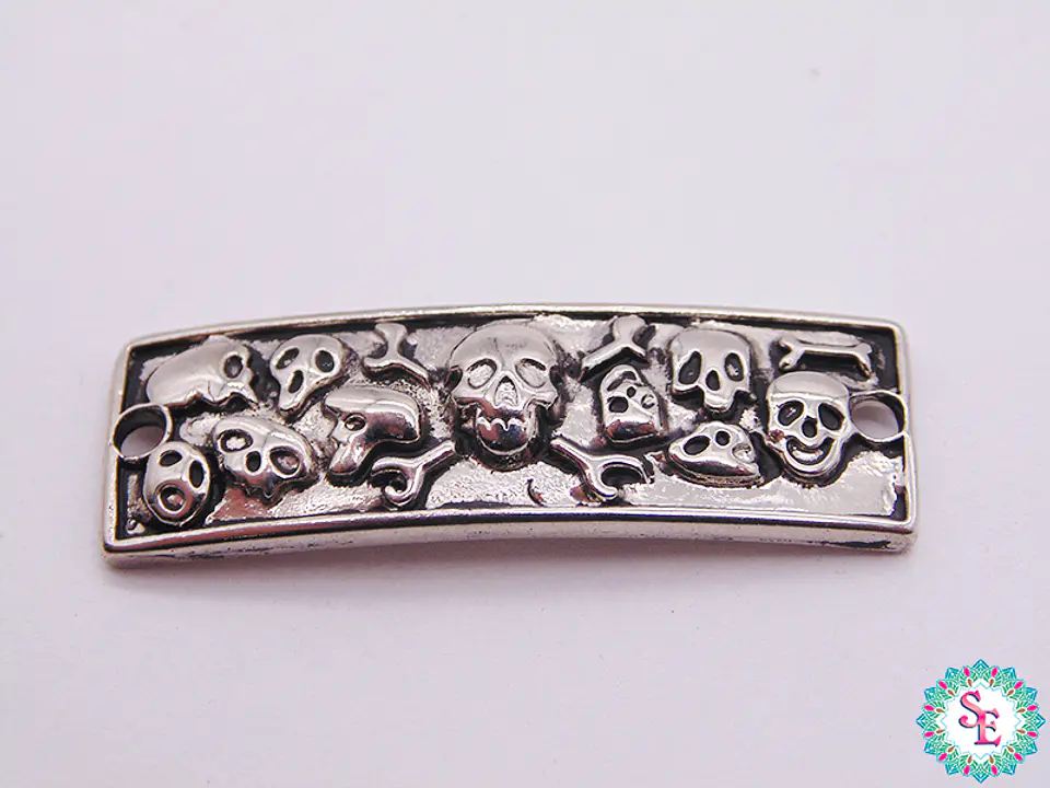 SAMAK NICKEL PLATED CENTER SKULLS BRACELET 38*12MM X UND 1