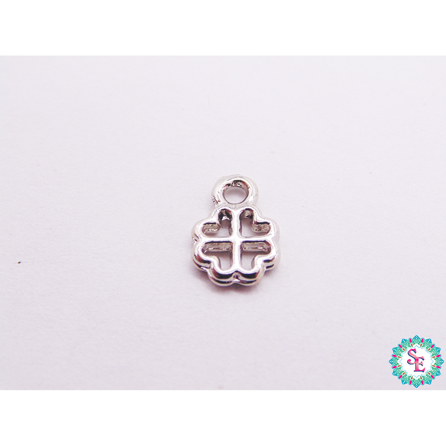 SAMAK NIQUEL DIJE TREBOL SILUETA MINI 6MM X UND  1