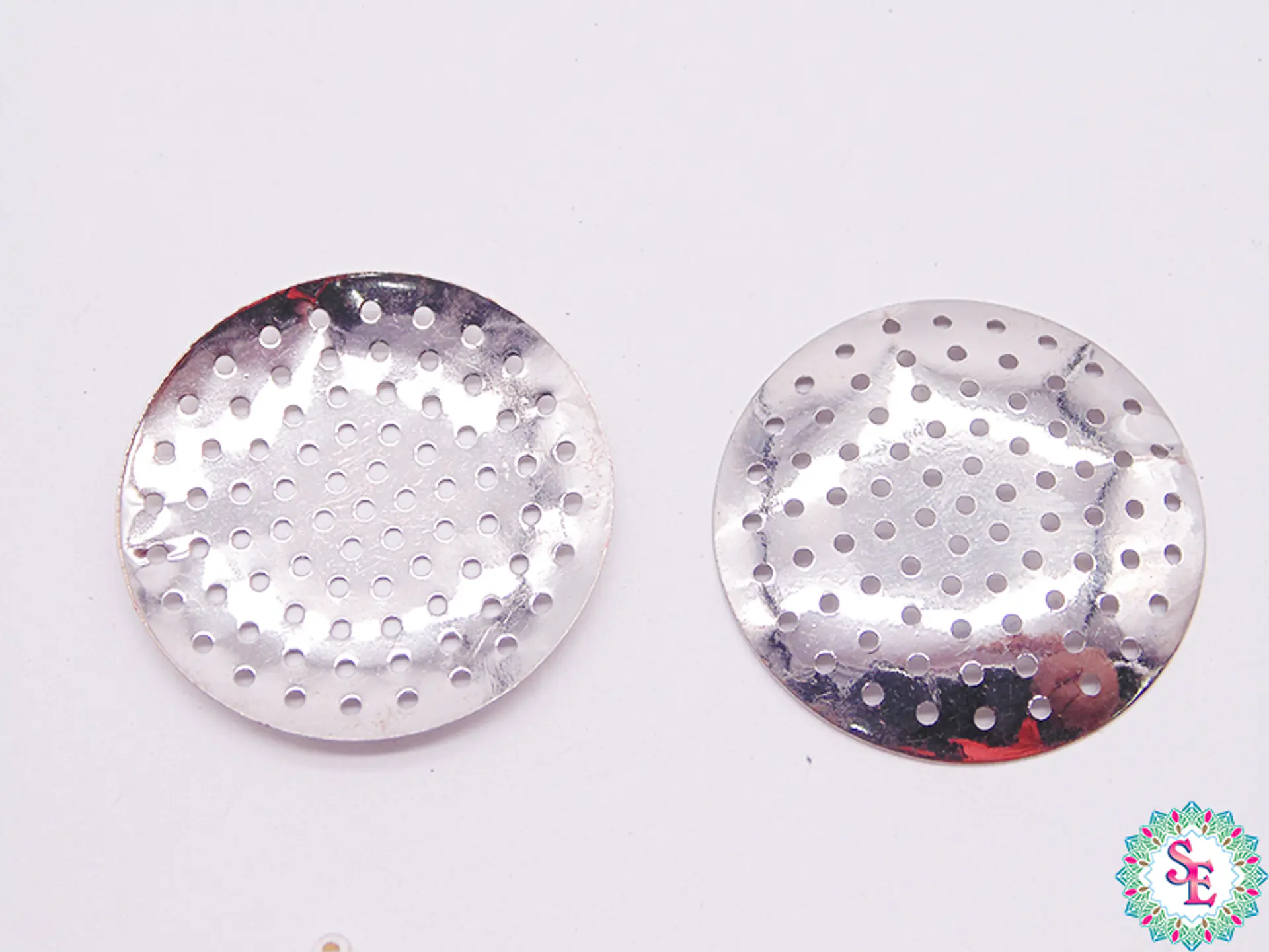 FANTASY NICKEL-PLATED REGULATOR BASE 37MM X 50 UNIT 1