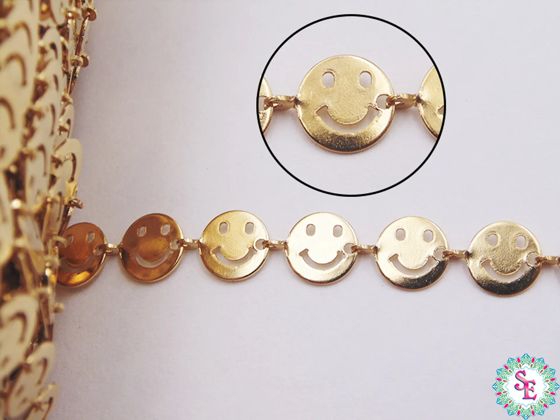 ACERO DORADO CADENA CARITA FELIZ 8MM  2