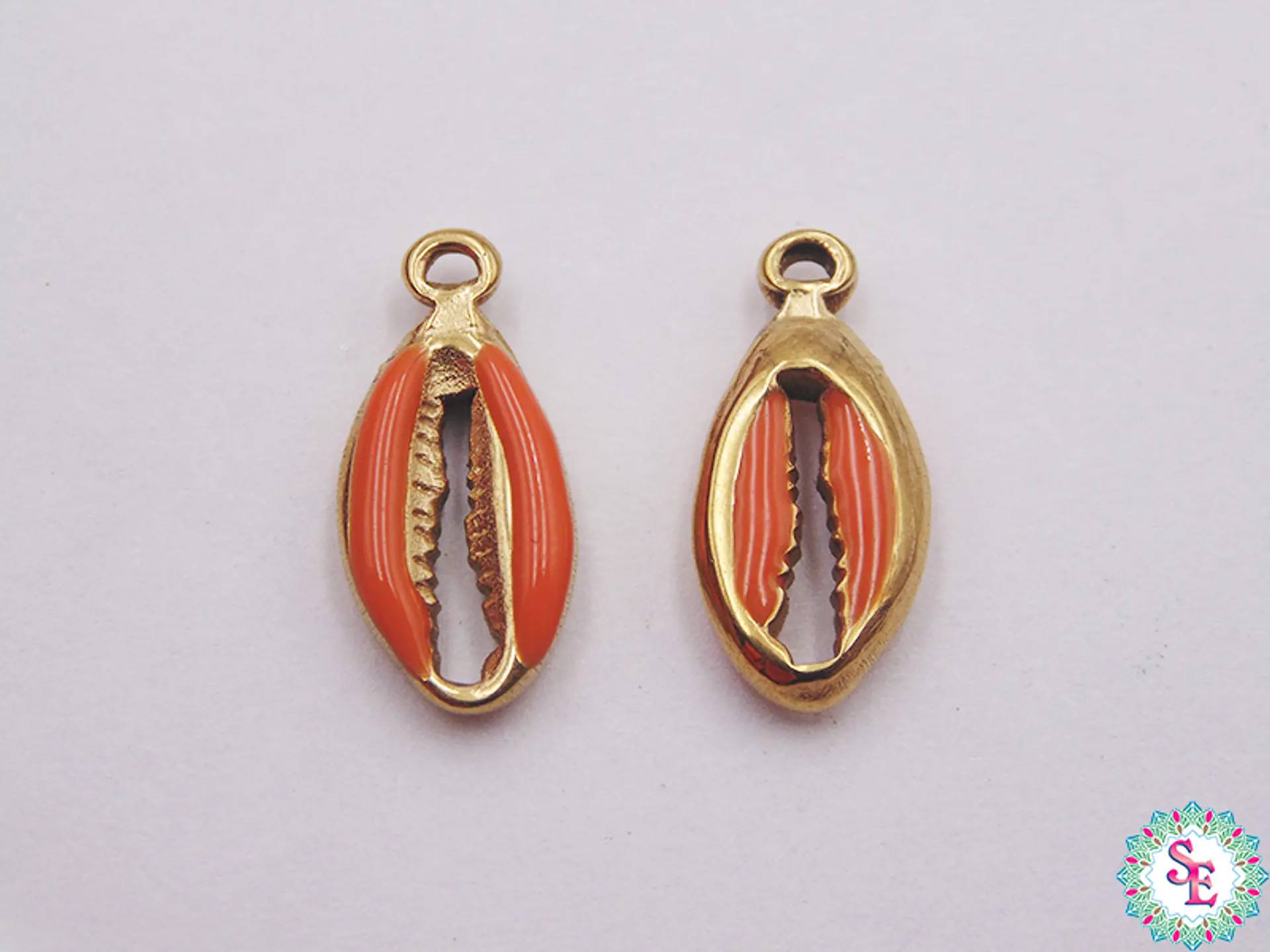 ACERO DORADO DIJE CONCHA RESINA NARANJA 17*8MM  1
