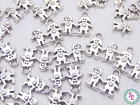 SAMAK PLATEADA DIJE 51  NIÑO Y NIÑA CORAZON 11MM 