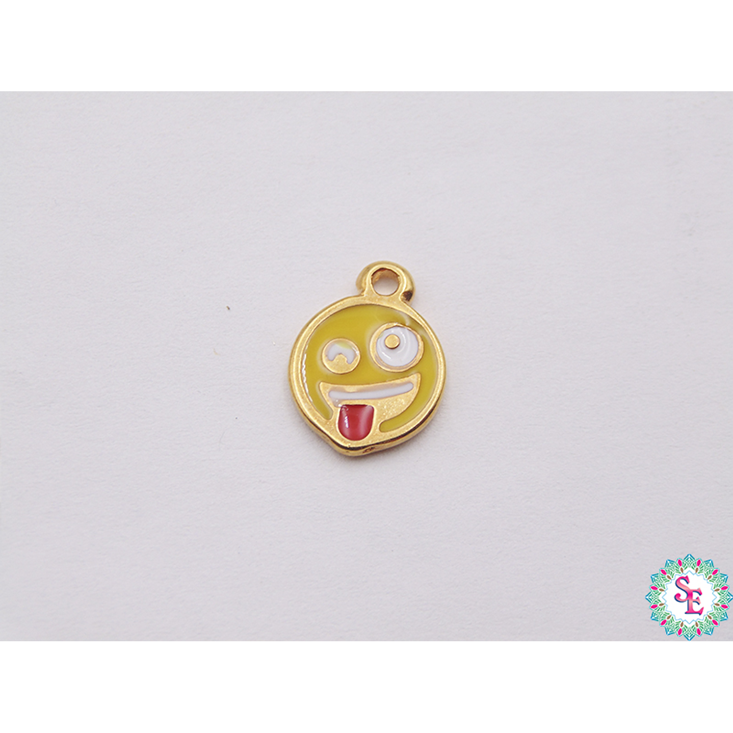 SAMAK DORADA  DIJE EMOTICON ALOCADO PQ 10MM  1