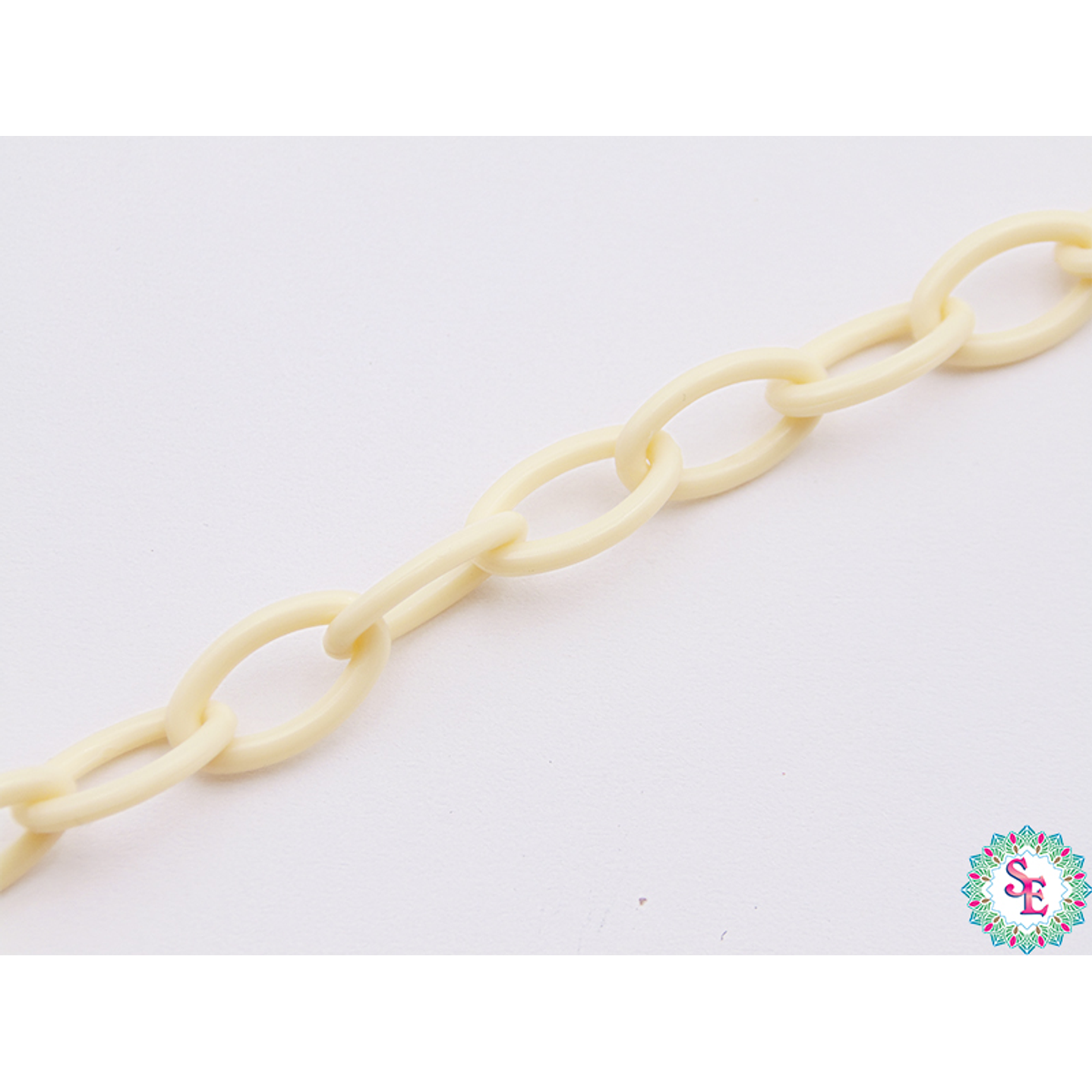 ACRYLIC BEIGE CHAIN 8MM*50CM 1