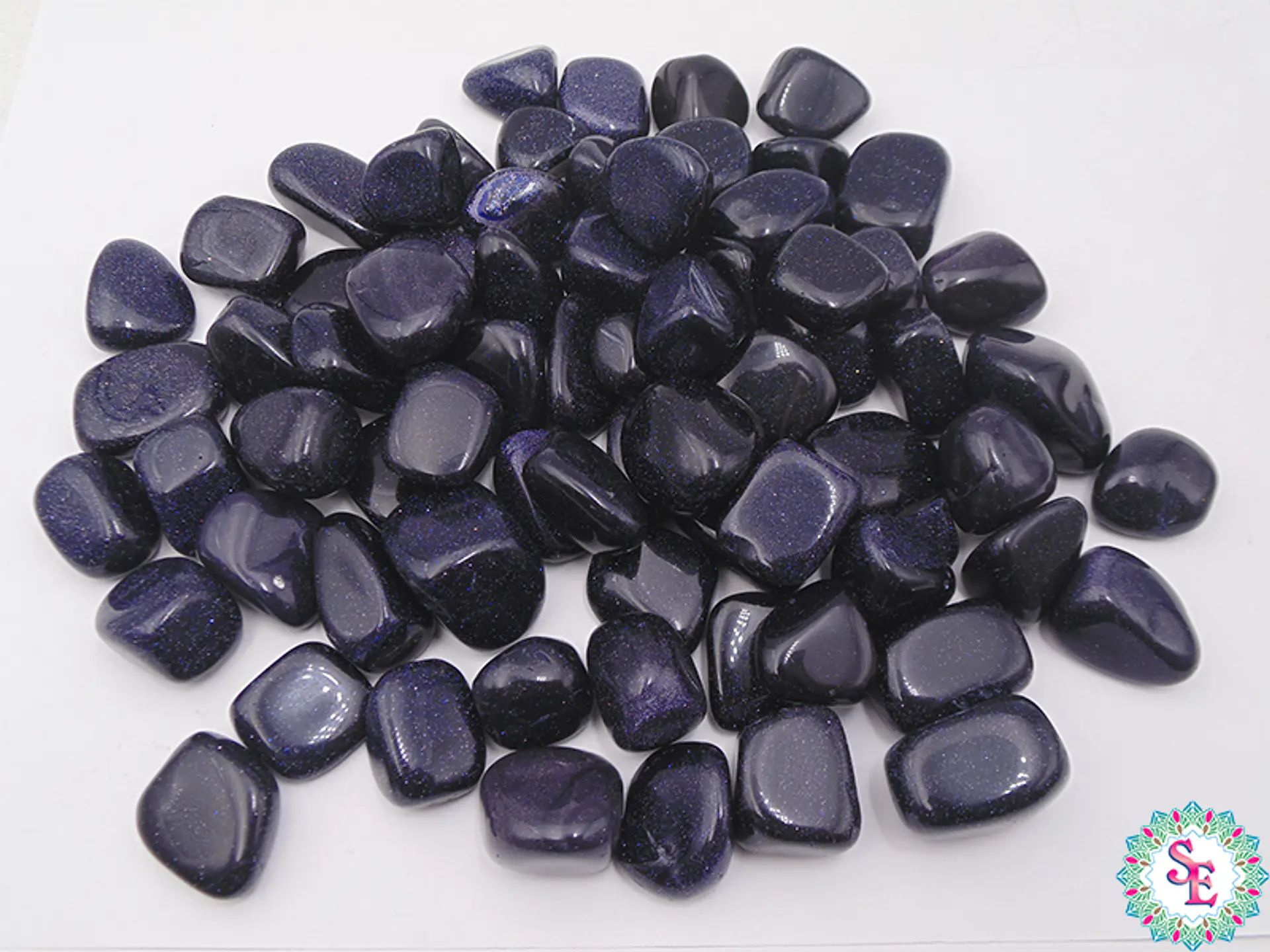 PIEDRA NATURAL MEDIANA TAMBOREADA LLUVIA PLATA 20-30MM 1