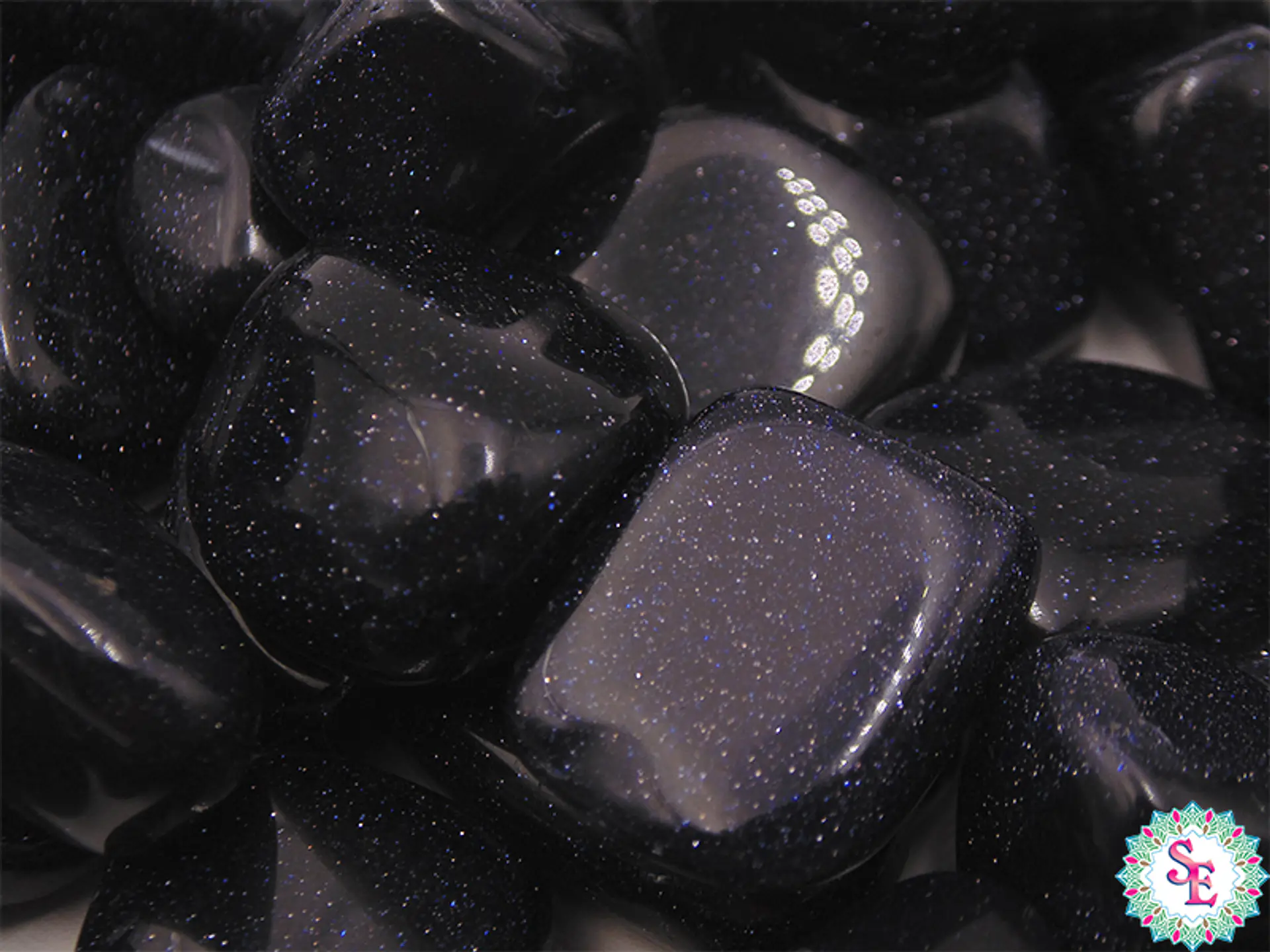 PIEDRA NATURAL MEDIANA TAMBOREADA LLUVIA PLATA 20-30MM 3