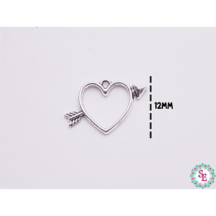 SAMAK PLATEADA DIJE 42 CORZON FLECHA SILUETA 12MM