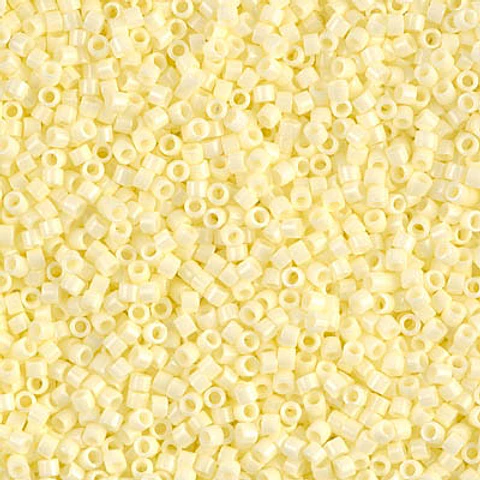 MIYUKI DELICA 11/0 AMARILLO PASTEL DB1491 X 10 GRAMOS 