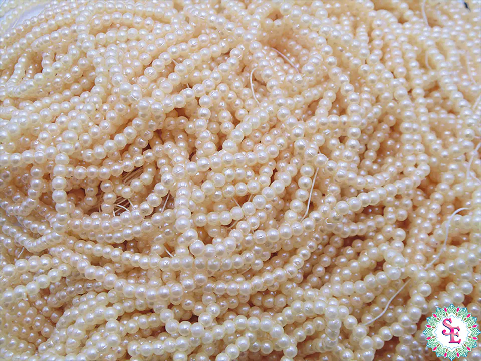 PERLA DE PLASTICO # 4MM CURUBA PQ*500 GRAMOS  1