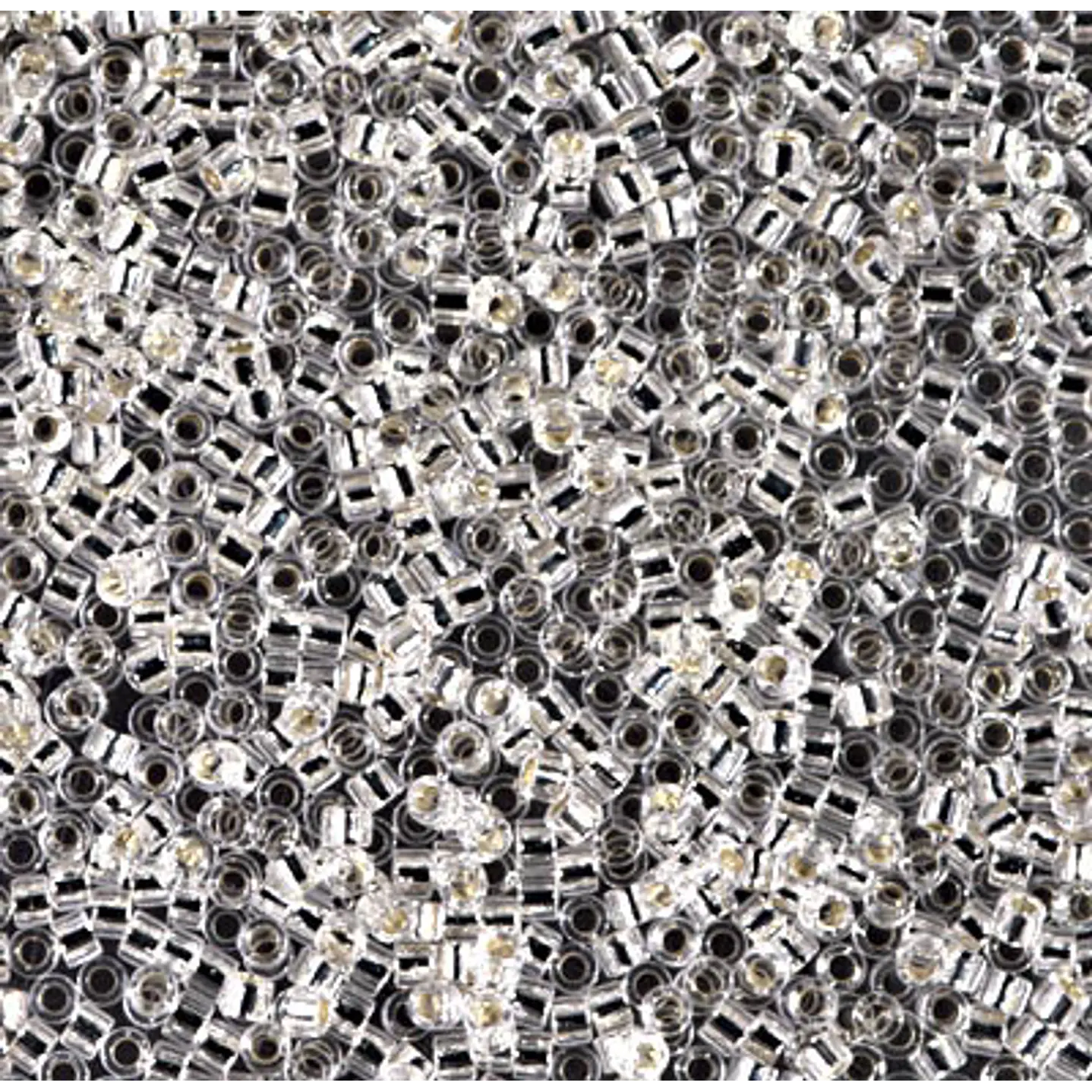 MIYUKI DELICA 11/0 SILVER ID CRISTAL DB0041 X 10 GRAMOS  1