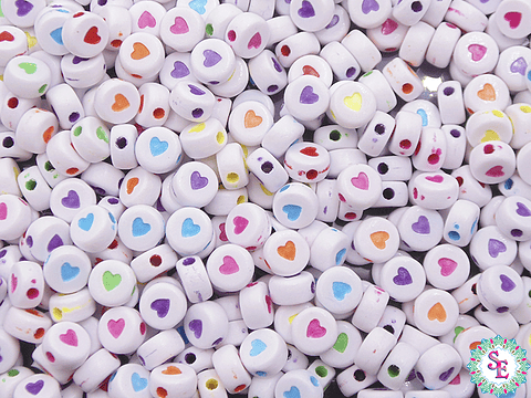 ACRILICO FIGURA CORAZON BLANCO CENTRO MIX 7MM PAQUETE X 50 GRAMOS (400 UND APROX)
