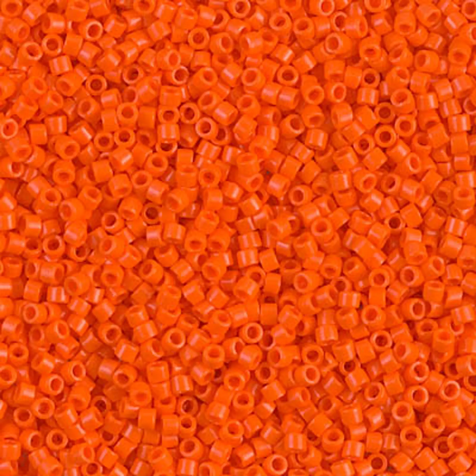 MIYUKI DELICA 11/0 OPAQUE ORANGE DB0722 X 10 GRAMOS  1