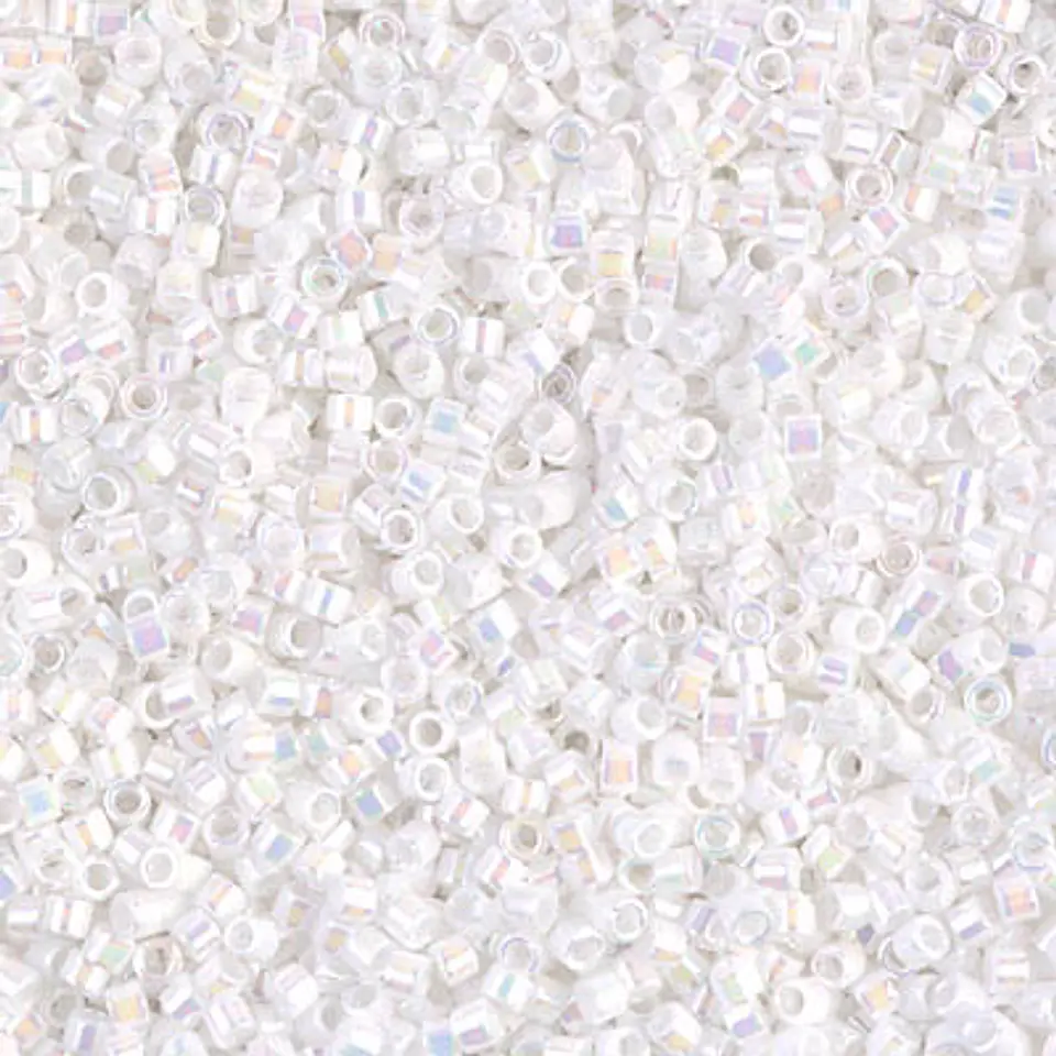 MIYUKI DELICA 11/0 WHITE PEARL DB0202 X 10 GRAMS 1