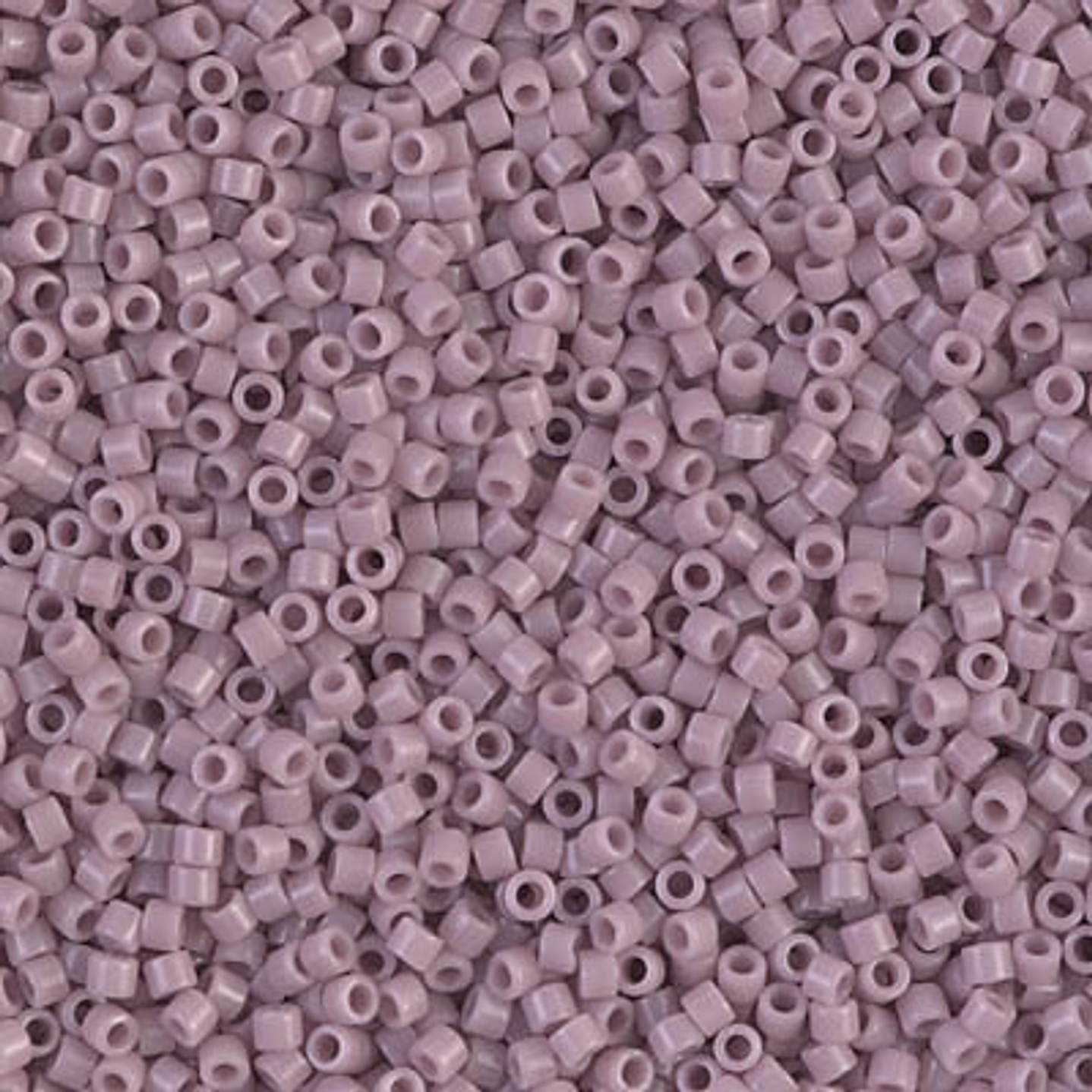 MIYUKI DELICA 11/0 OPAQUE LILAC  DB0728 X 10 GRAMOS  1
