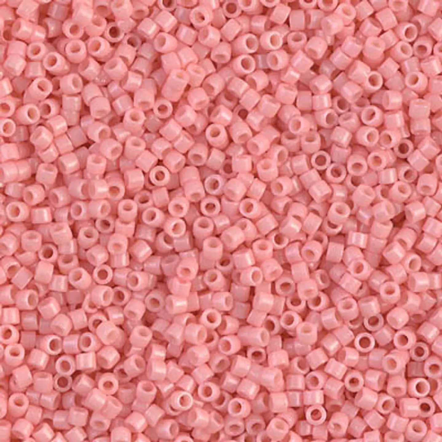 MIYUKI DELICA 11/0 OPAQUE LYCHEE DB2113 X 10 GRAMOS  1