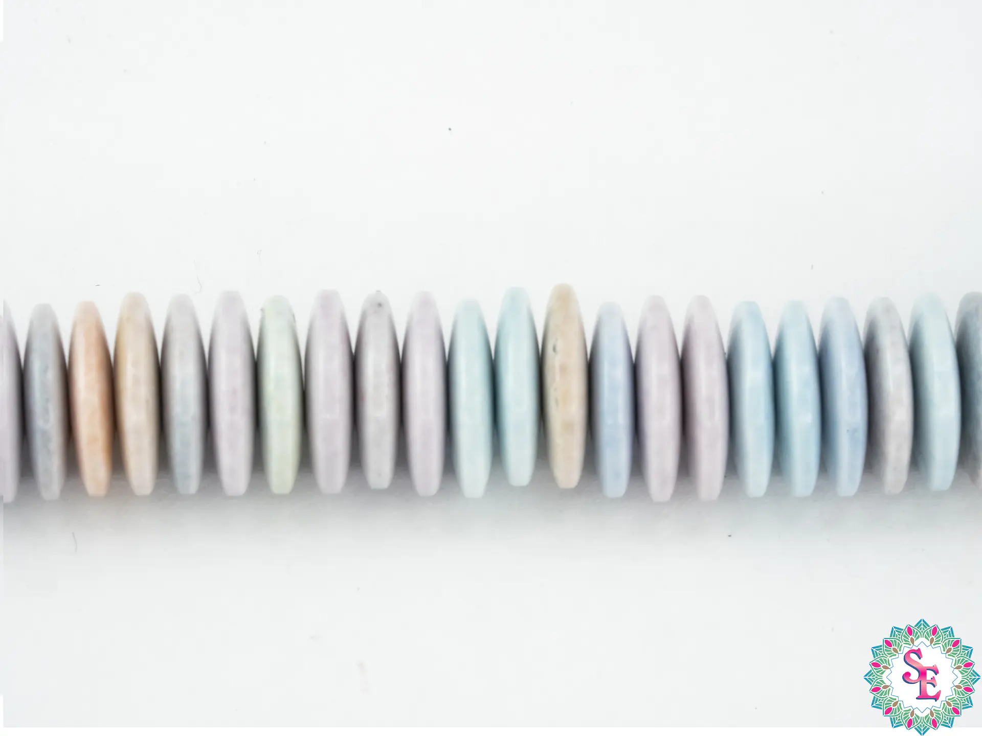 PIEDRA NATURAL DISCO 8*2M JASPER ARCOIRIS 1