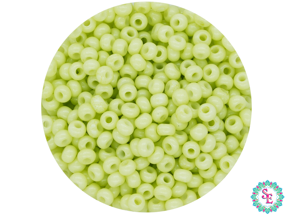 CZECH BEADS 10/0 (2MM) PASTEL GREEN X 20 GRAMS (2020 UND APPROX)