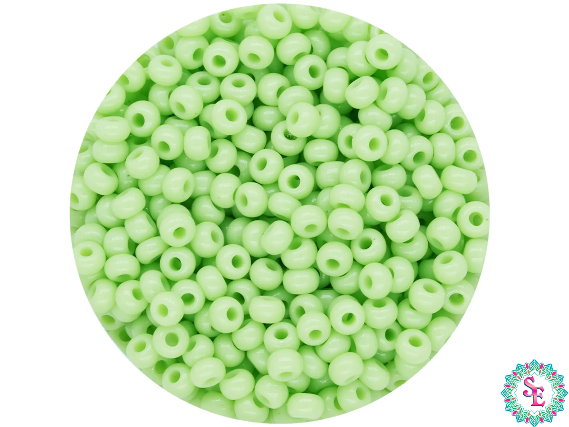 CHAQUIRA CHECA 10/0 (2MM) VERDE BICHE PAQUETE X 20 GRAMOS (2020 UND APROX) 1