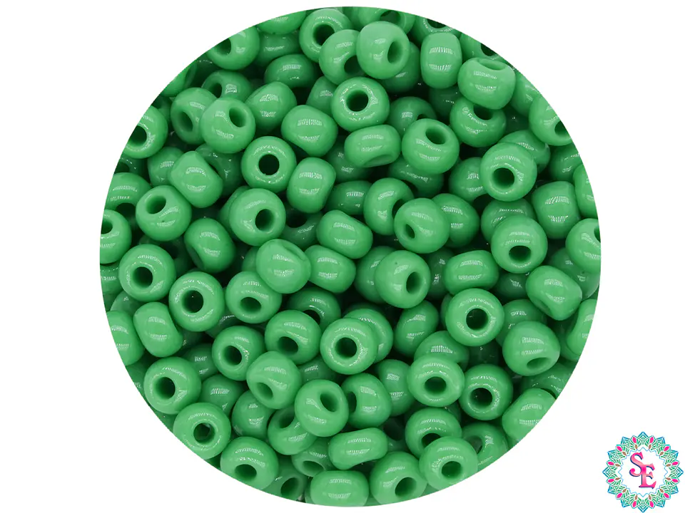 CZECH BEADS 8/0 LIGHT GREEN (CALI OR NATIONAL) X 20 GRAMS 1