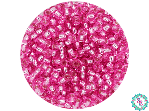 CHAQUIRA CHECA 10/0 (2MM) FUCSIA BRILLANTE PAQUETE X 20 GRAMOS( 2020 UNIDADES APROX)
