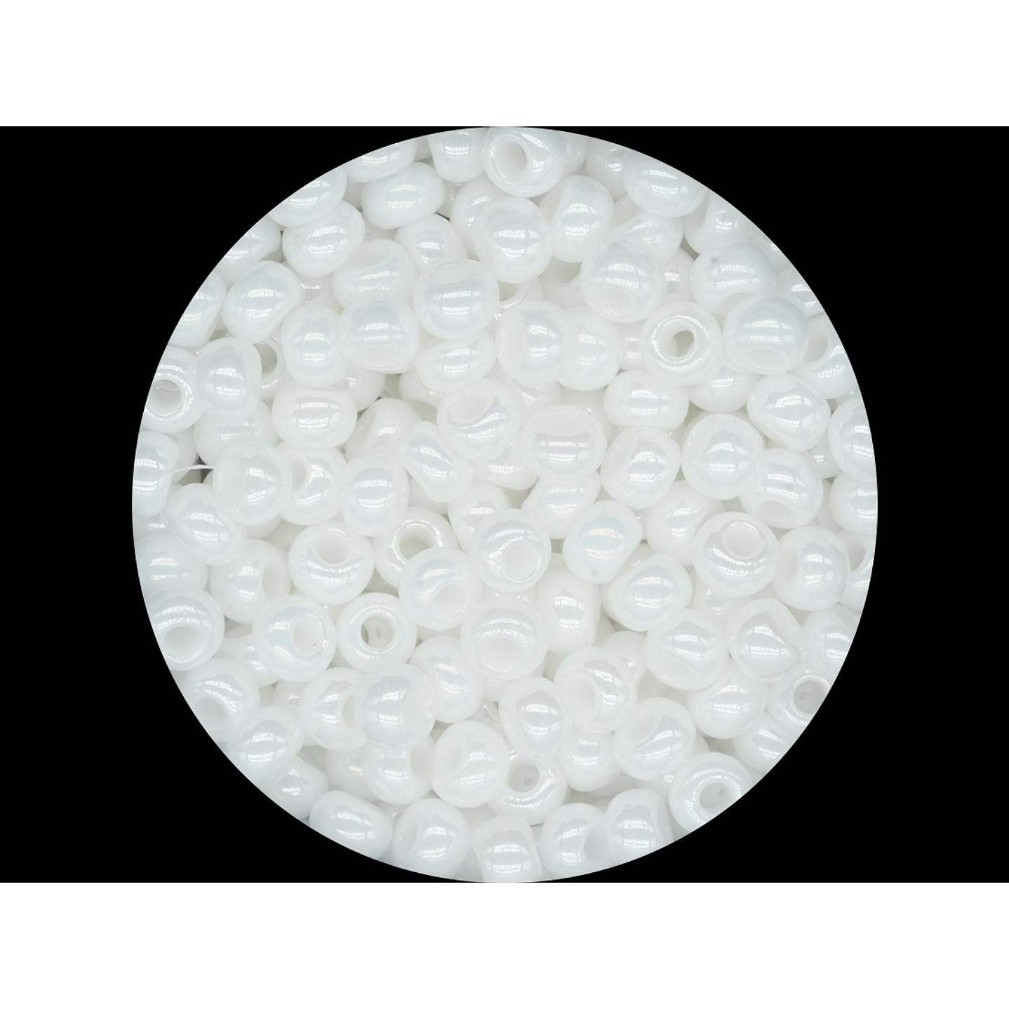 CHAQUIRA CHECA 8/0 (3MM) BLANCO PERLADO X 20 GRAMOS (792 UND APROX) 1