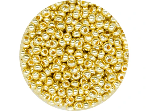 CHAQUIRA CHECA 10/0 (2MM) DORADO METALIZADO X 20 GRAMOS (2020 UND APROX)