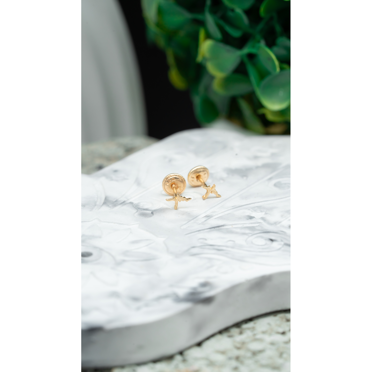 ORO 18K TOPO SIGNO VIDA  6*4MM  TP-19 1