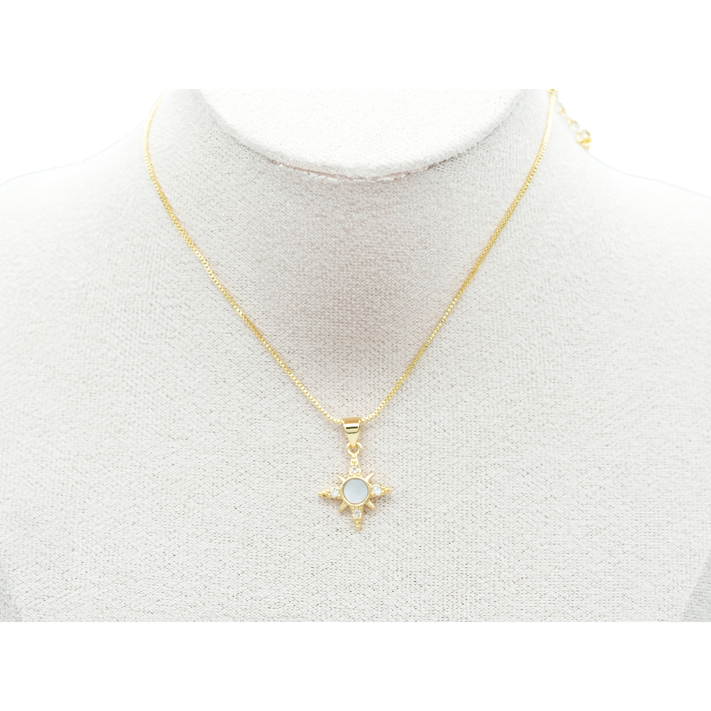 RODIO DORADO DIJE ESTRELLA NACAR ZIRCON 15*18MM 2