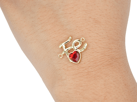 RODIO DORADO CENTRO FE CORAZON ROJO ZIRCON 15*15MM