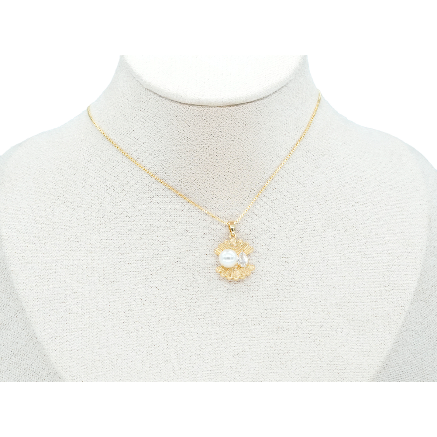 RODIO DORADO DIJE CONCHA ABIERTA PERLA ZIRCON 18*15MM 2