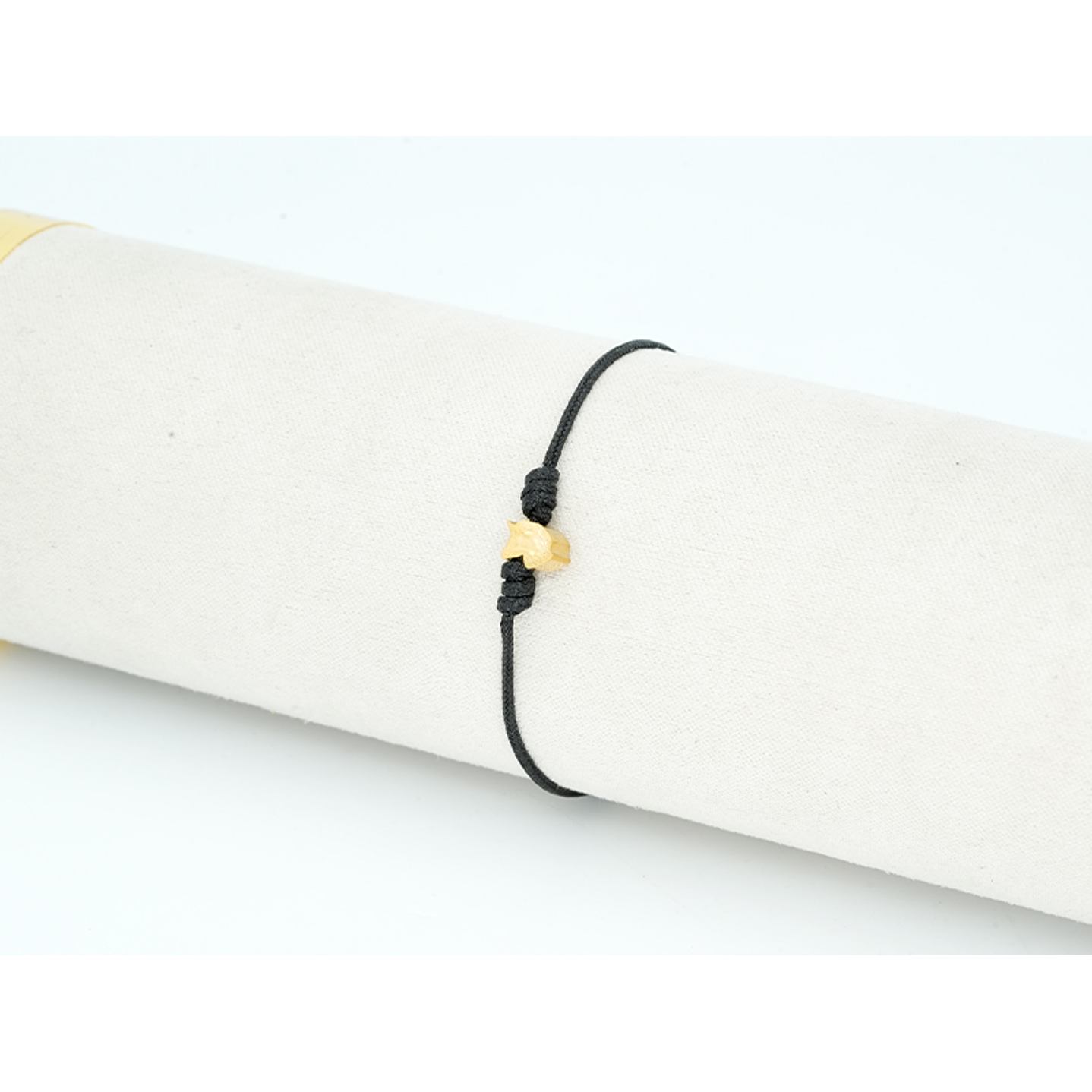 PULSERA DORADA ACERO CENTRO HILO 147 2