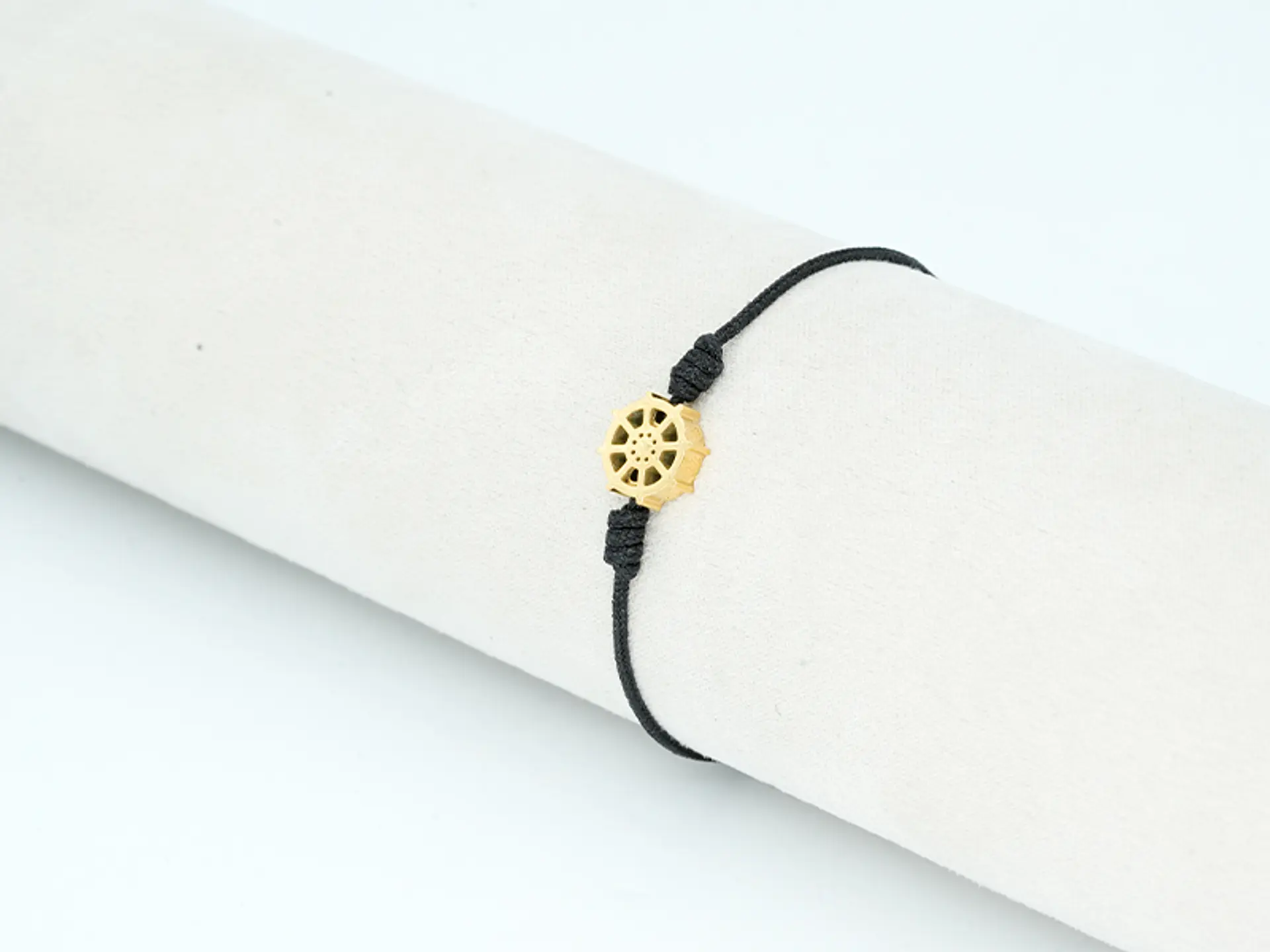 PULSERA DORADA ACERO CENTRO HILO 127 2