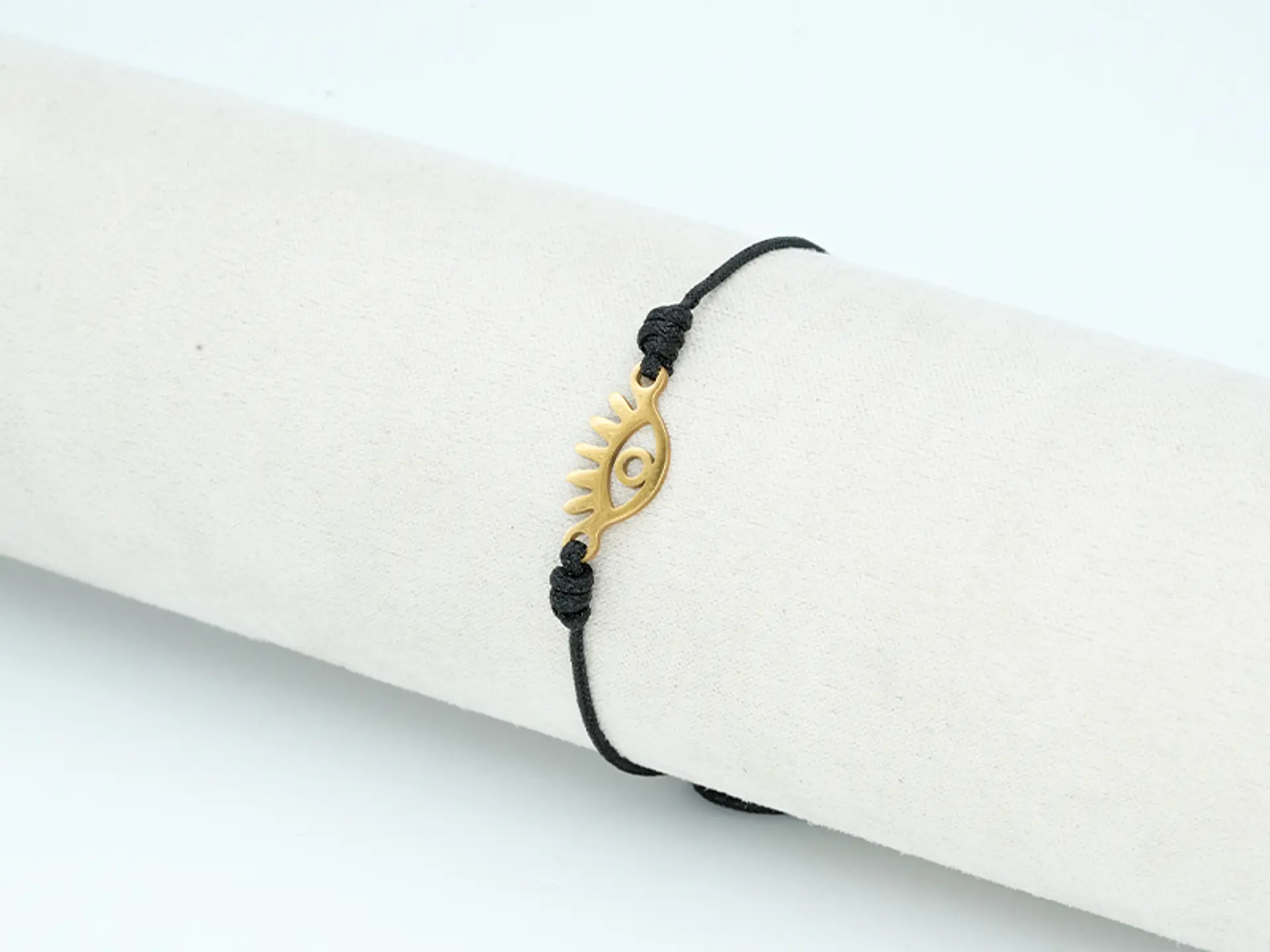 PULSERA DORADA ACERO CENTRO HILO 234 2
