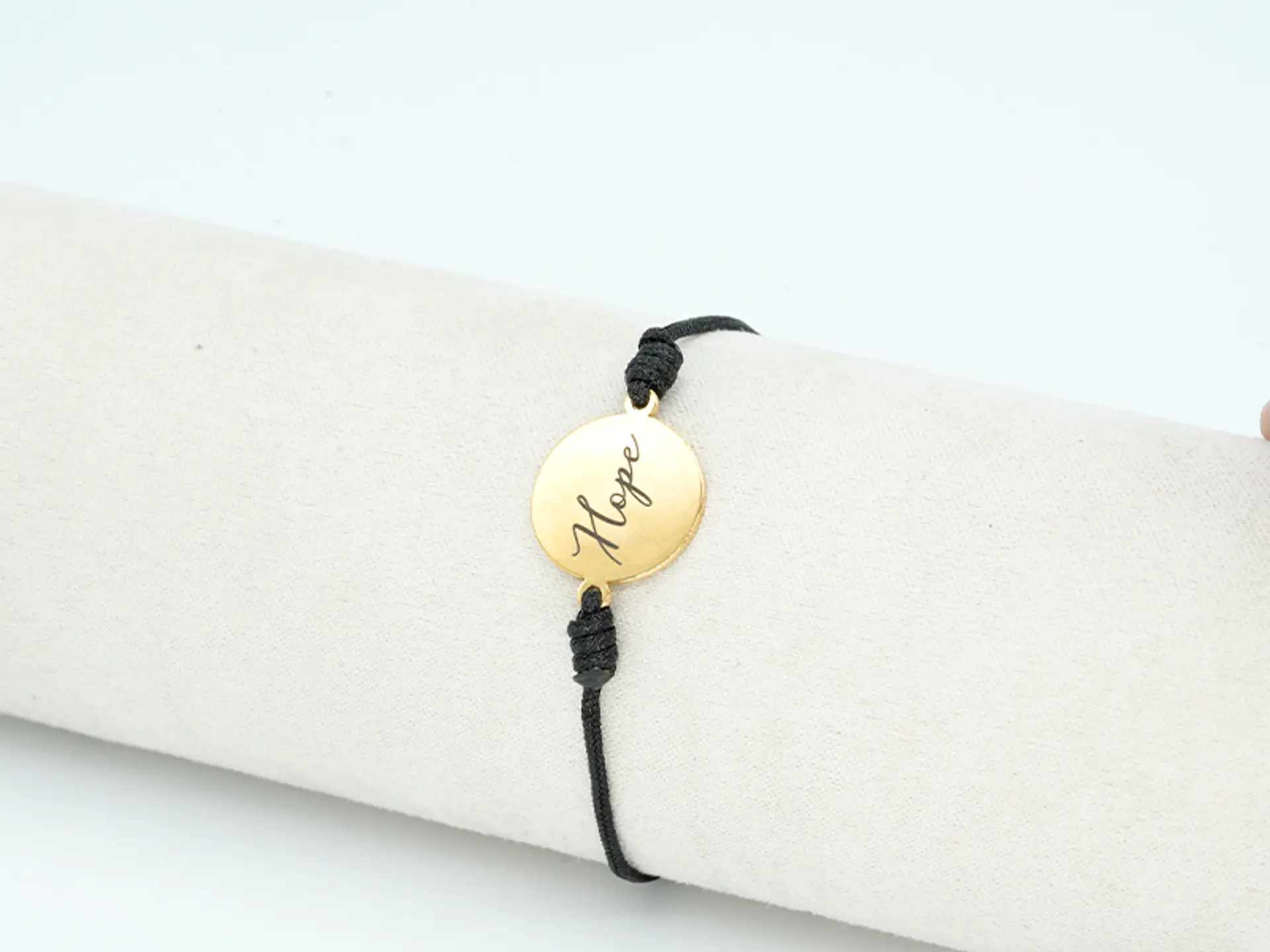 PULSERA DORADA ACERO CENTRO HILO 179 2