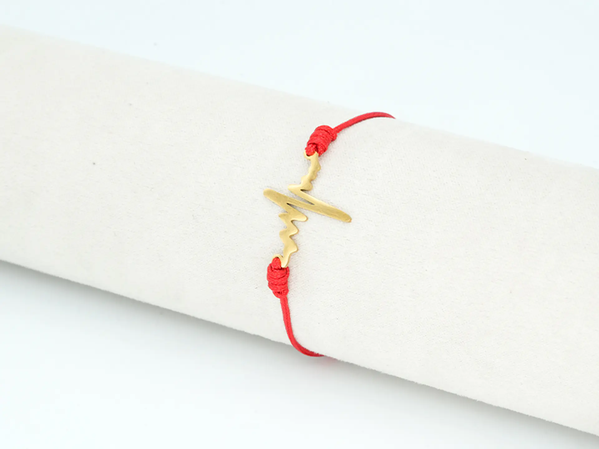 PULSERA DORADA ACERO CENTRO HILO 216 1
